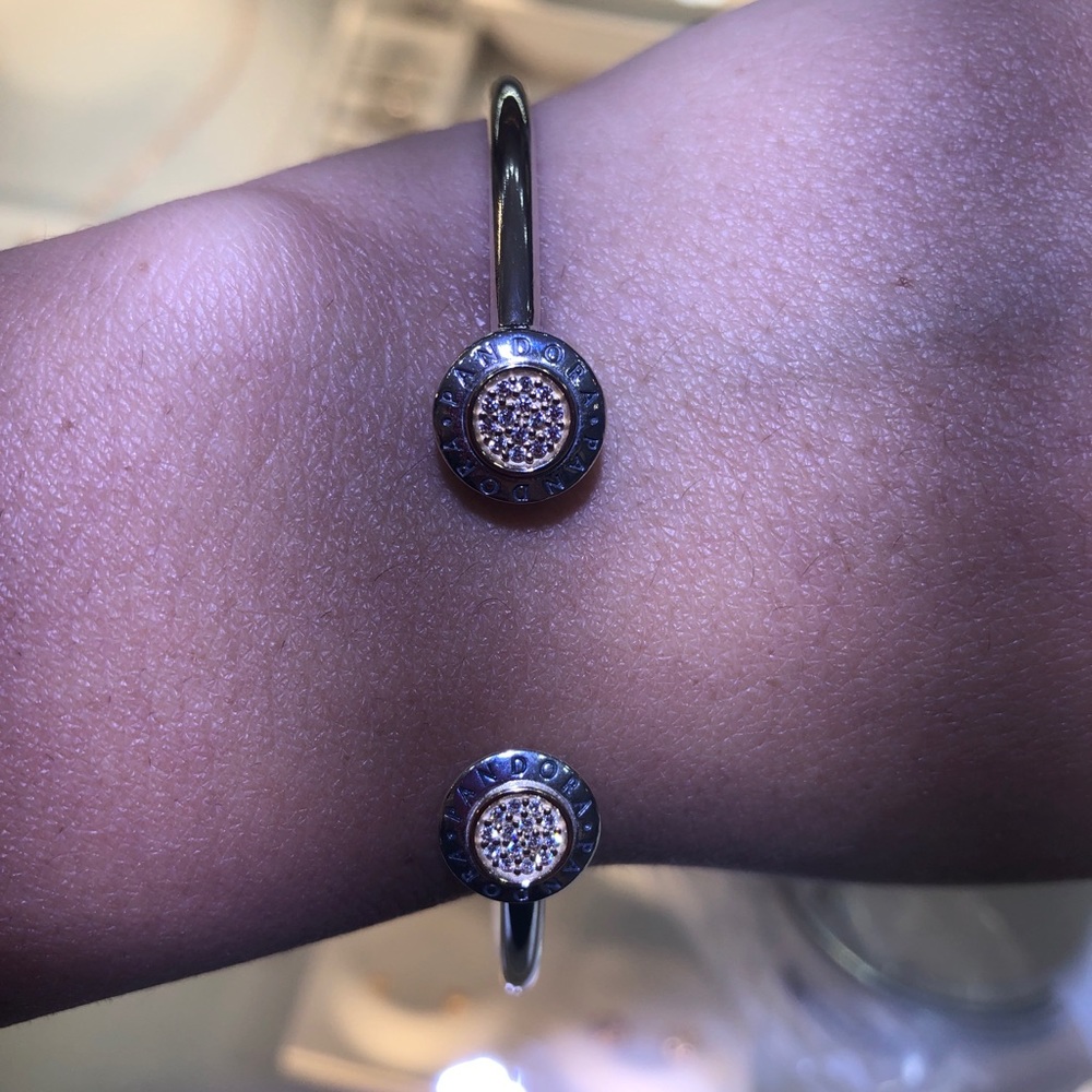 Pandora signature two tone bangle